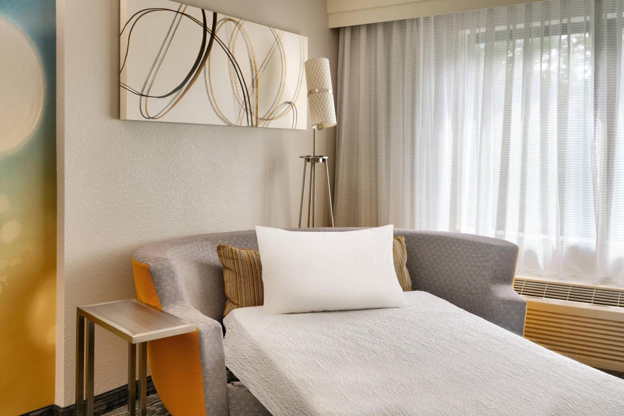 Courtyard By Marriott Charlotte Airport Loso Εξωτερικό φωτογραφία