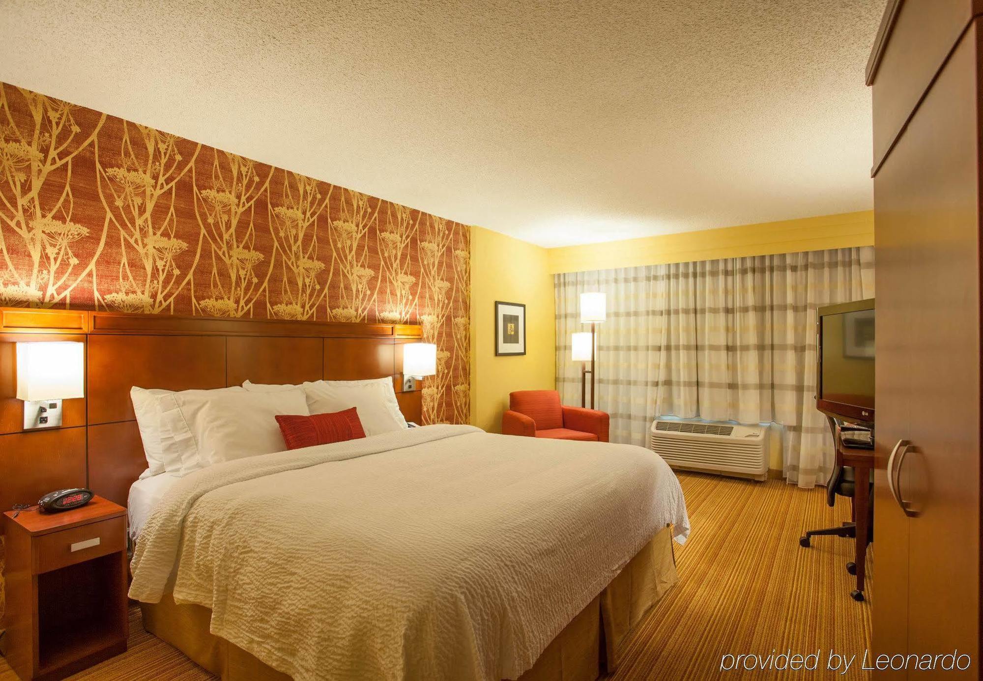 Courtyard By Marriott Charlotte Airport Loso Δωμάτιο φωτογραφία